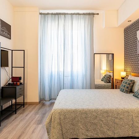 Livorno Central And Modern 2 Apts & 1 Room! Bagian luar foto